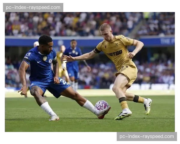 数据聚焦：三月首轮英超，场均传中次数较上月下降4.7次，效率反升。