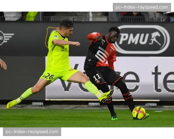 巴黎业余足球联赛兴起战术研讨热，业余教练积极学习职业队的混合防守理念